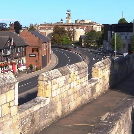 Castle Mills View 아파트